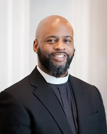 Headshot of The Reverend Shawn Evelyn